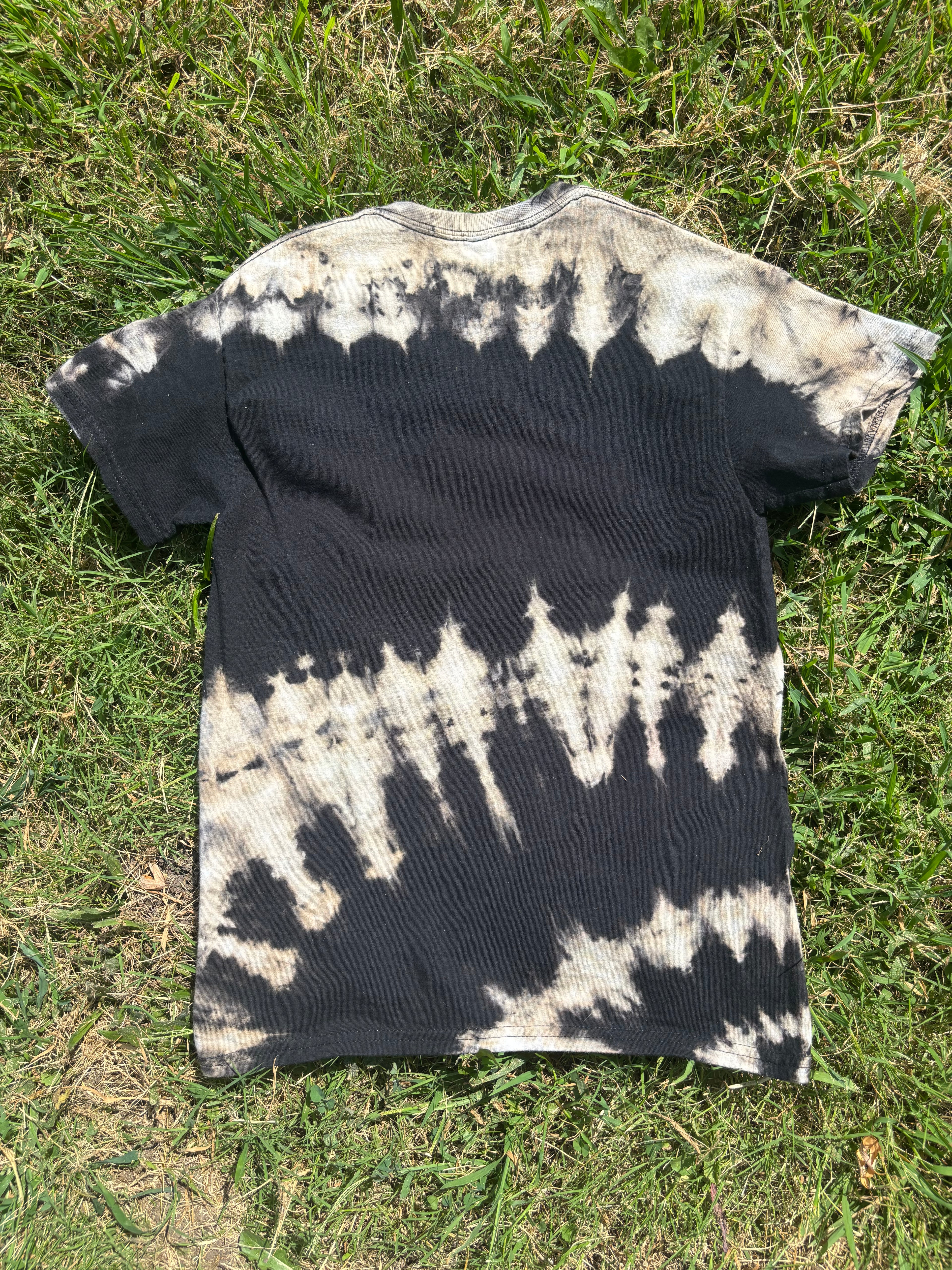 Short Sleeve Decoloured Spiral Tee