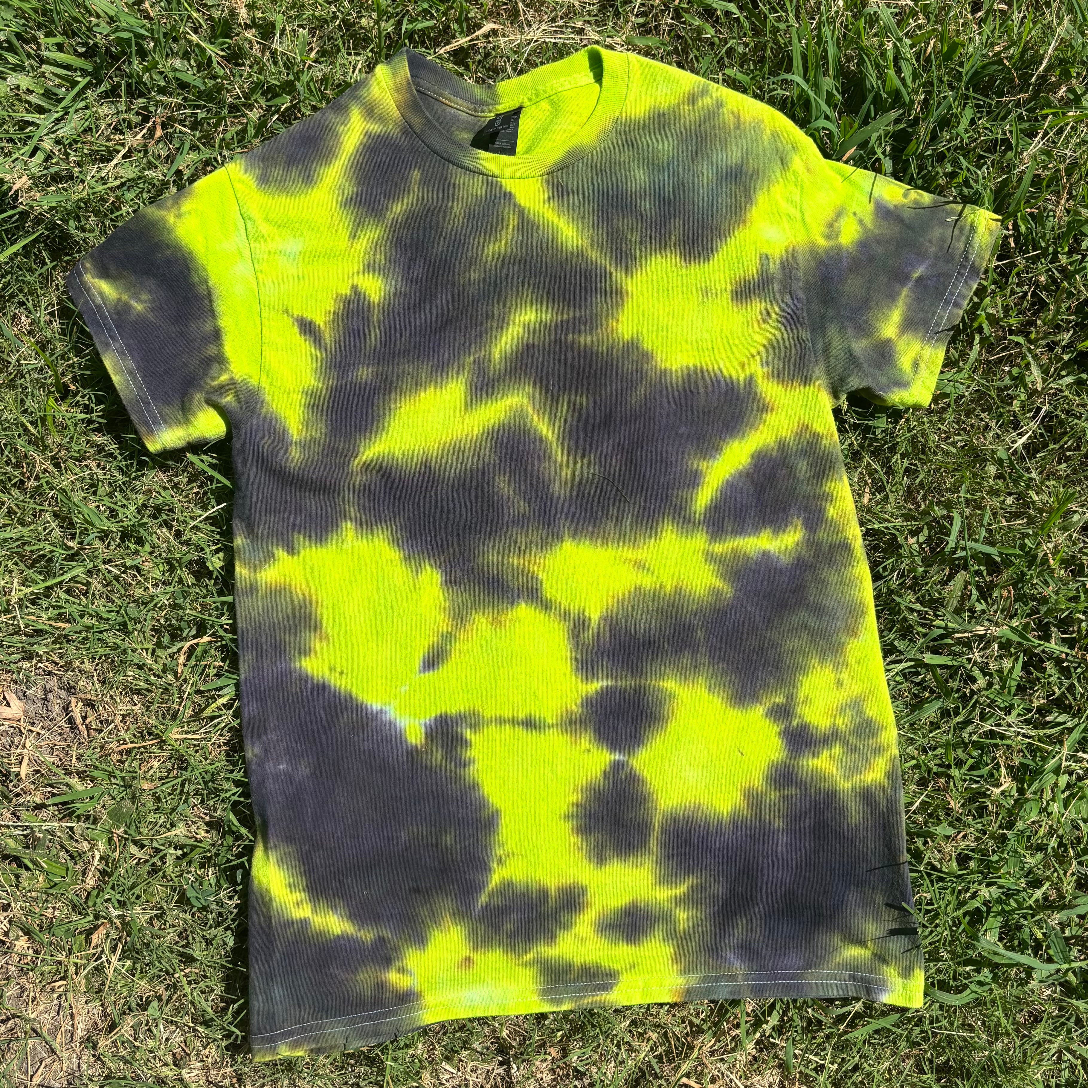 Lime Pop and Black, short sleeve scrunch