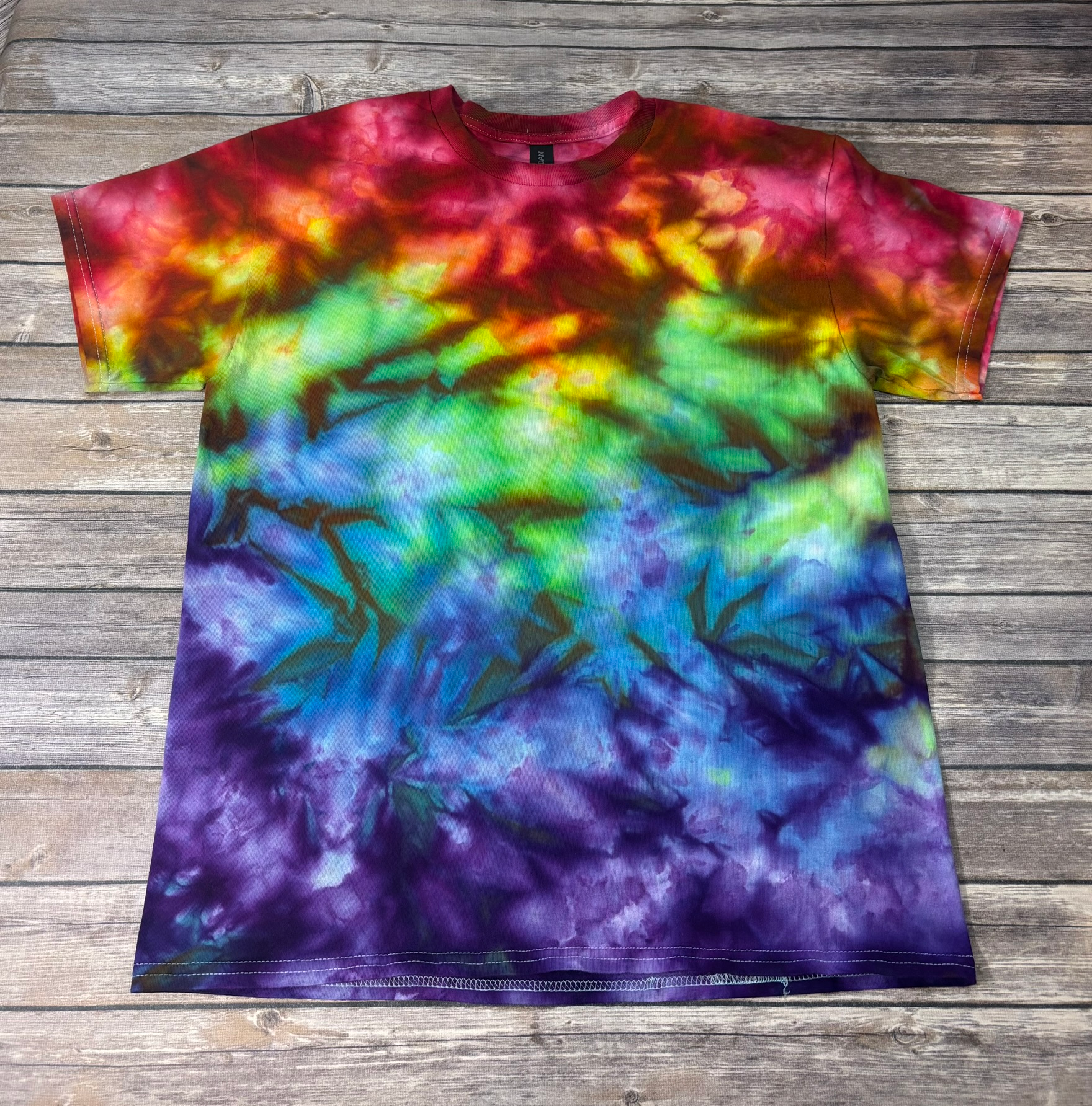 Rainbow Scrunch Tee - In the Muck